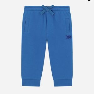 Jersey hoodie  and pants with DG logo embroid. Shirt to match